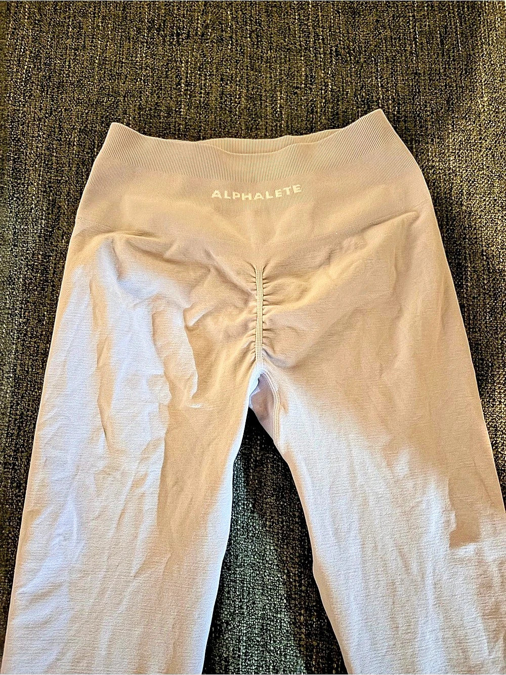 Alphalete Amplify Leggings - Misty Lilac (Brand new)